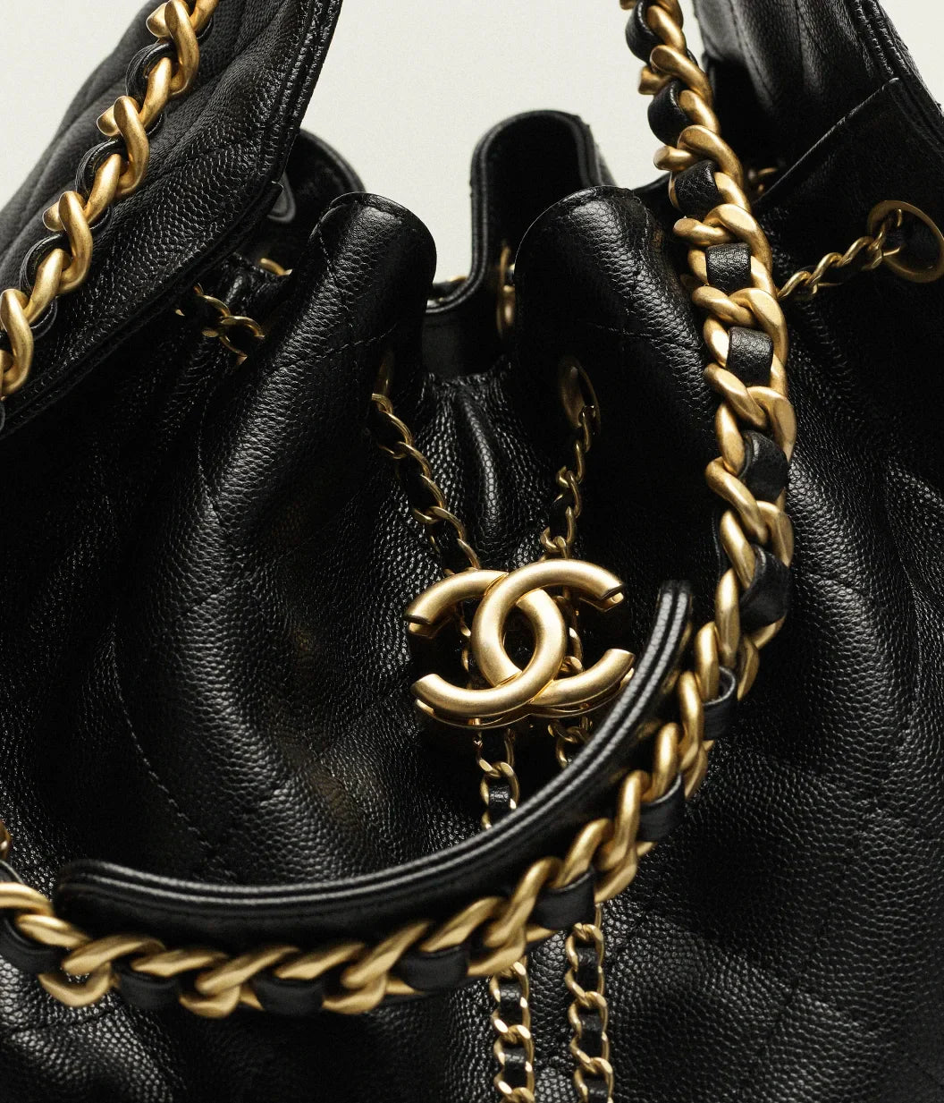 C.H.A.N.E.L 25 Medium Handbag