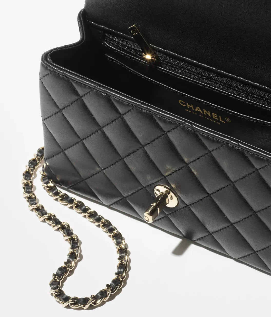 C.H.A.N.E.L  Mini Classic Handbag