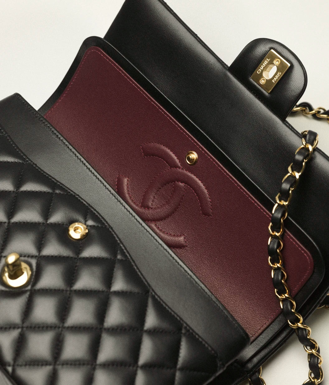 C.H.A.N.E.L Classic 11.12 Handbag